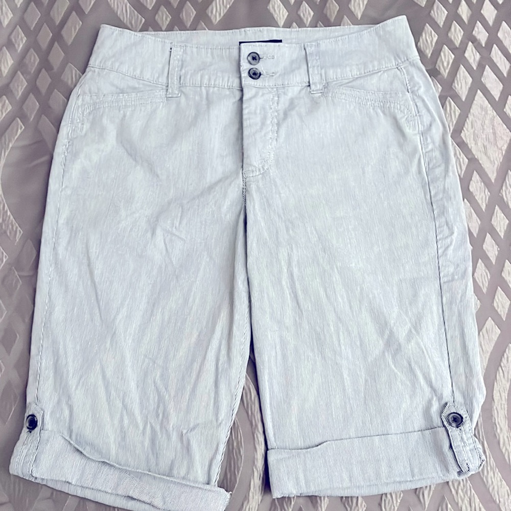 Charter club size 6 Bermuda dark blue pin stripes.
